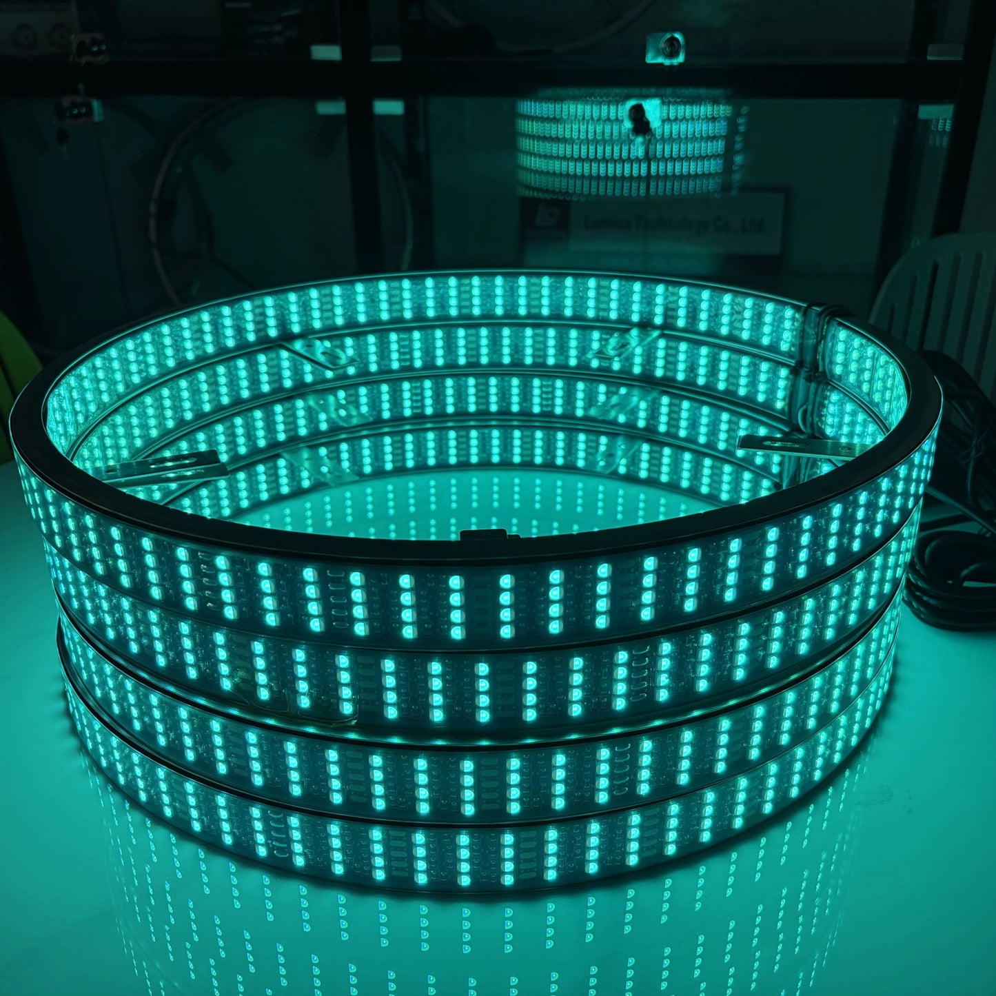 8 Row RGB+W wheel lights